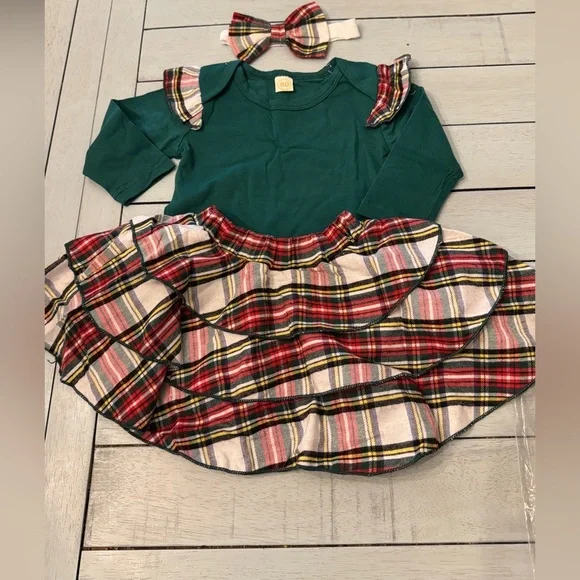 NWOT Christmas baby 3 piece set plaid 6-9 months onesie skirt headband - Picture 2 of 2